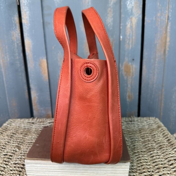 Madewell The Sydney Crossbody Bag Fresh Chili - Picture 6 of 15